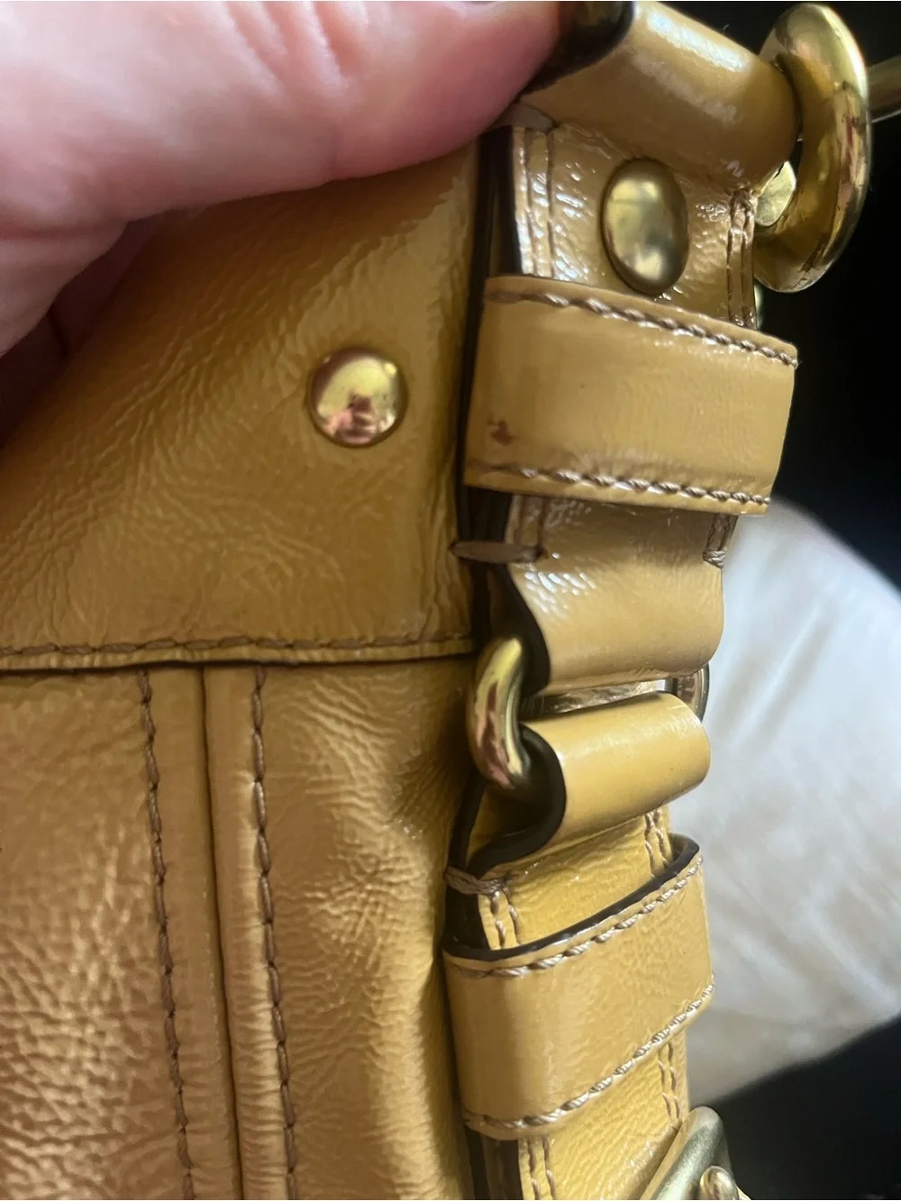 Y2K Coach Zoe Large Patent Leather Hobo Shoulder Bag  Fawn/Mustard L0893-12776